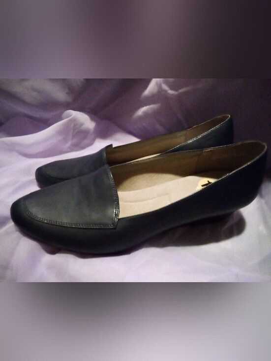 AEROSOLES Shoes - A2 Aerosoles Heel Rest Ladies Shoes Size 11